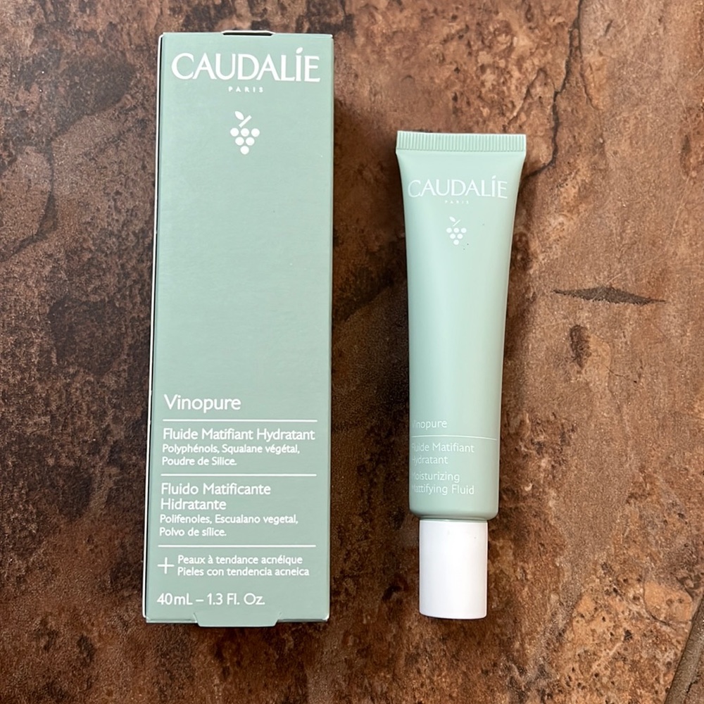 CAUDALIE Vinopure moisturizing fluid